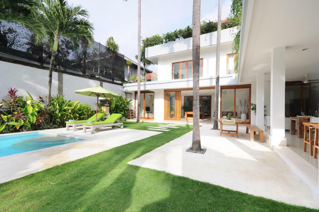 Villa Wania Kuta  Exterior photo