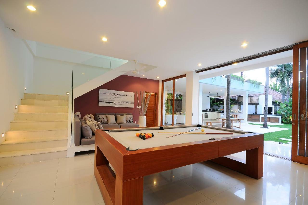 Villa Wania Kuta  Exterior photo