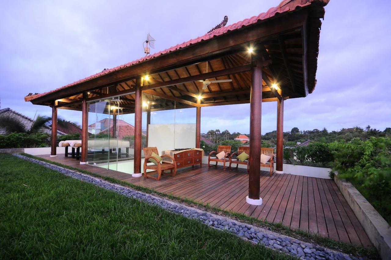 Villa Wania Kuta  Exterior photo