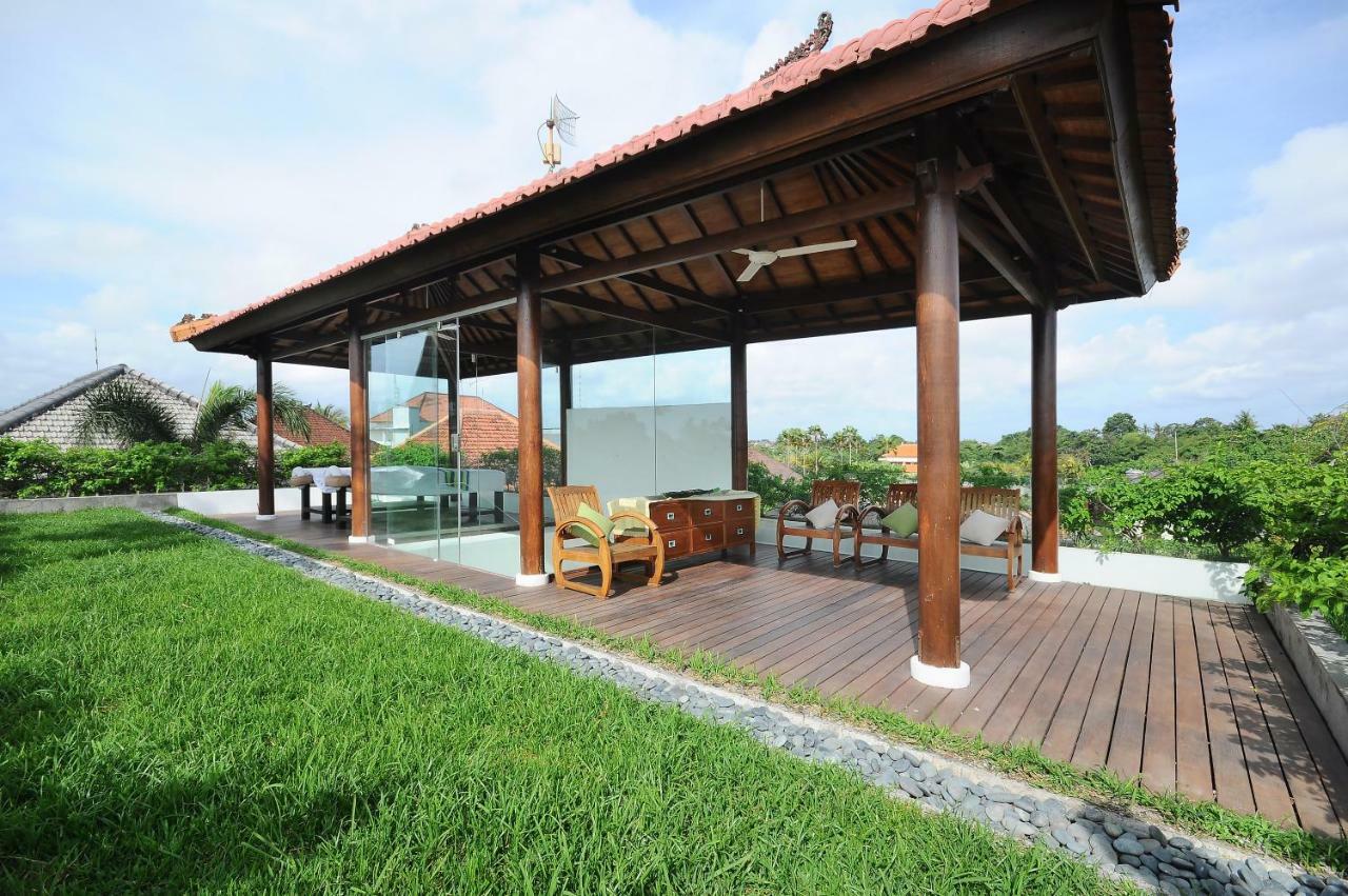 Villa Wania Kuta  Exterior photo